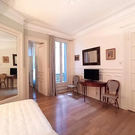 Daire Bd De La Tour Maubourg - 7 Paris