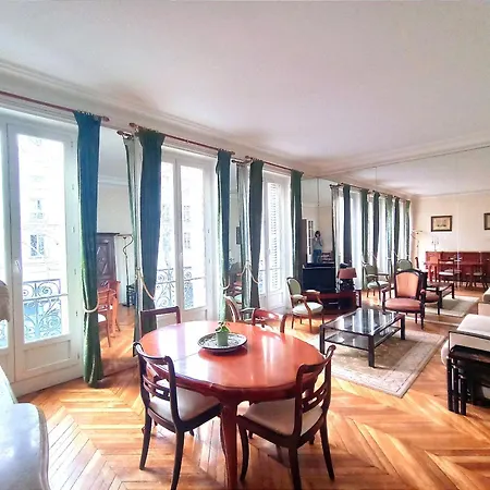 Bd De La Tour Maubourg - 7 Daire *