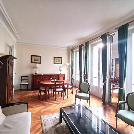 Apartment Bd De La Tour Maubourg - 7 *